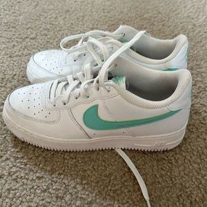 Nike Air Force 1 White and mint shoes
